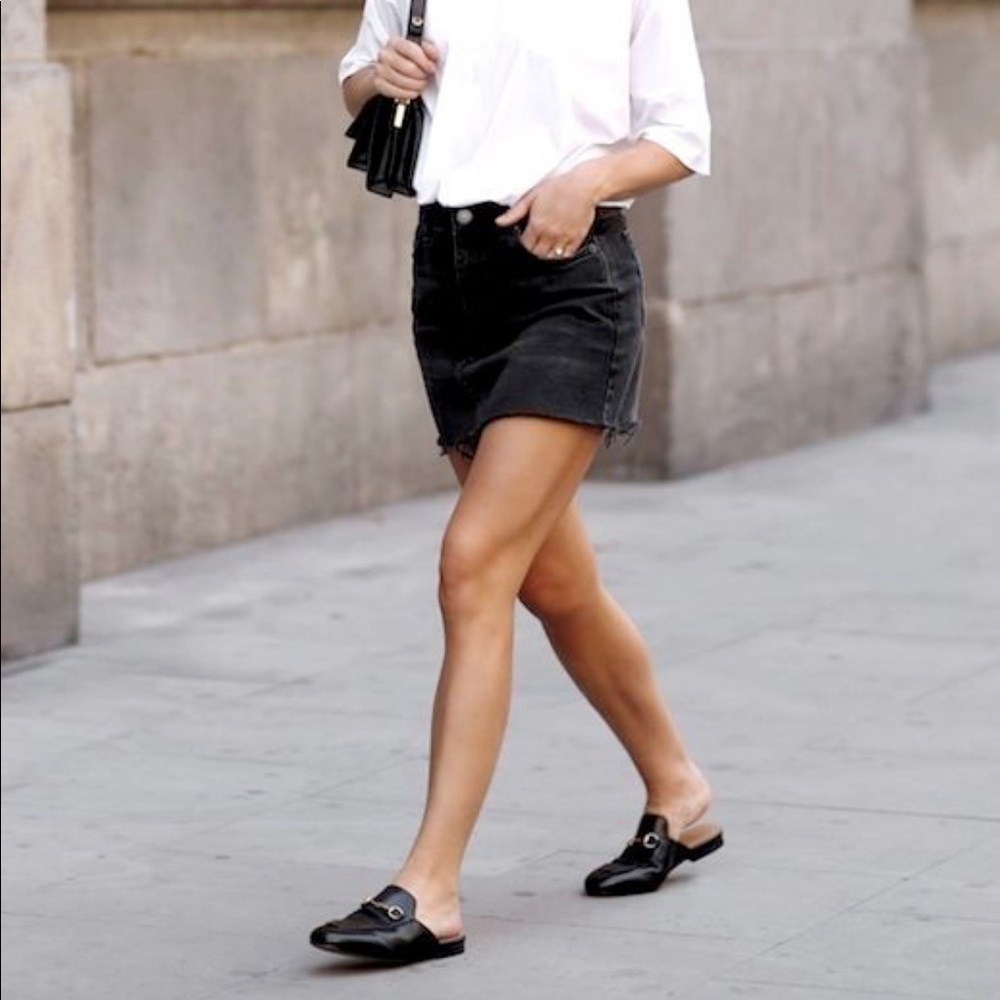 WORN TWICE BLACK LOAFERS